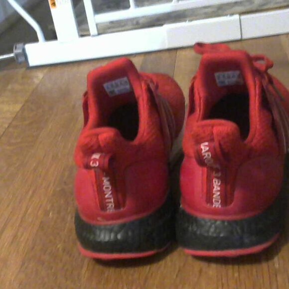 Adidas Ultra boost Montreal - GUC - Picture 5 of 8